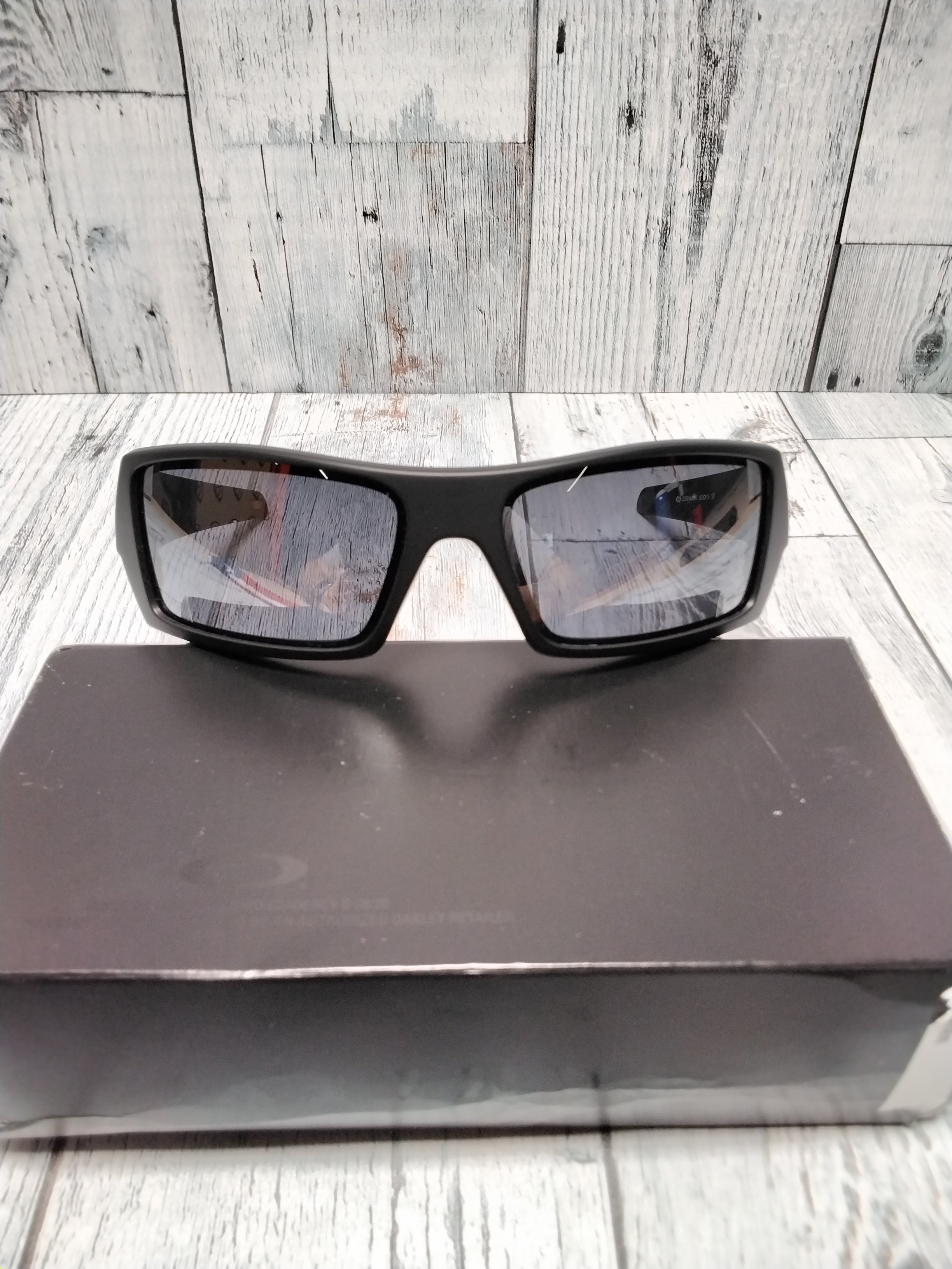 Oakley SI Men's Oo9014 Gascan Rectangular Sunglasses *EXCELLENT CONDITION* (7899805909230)